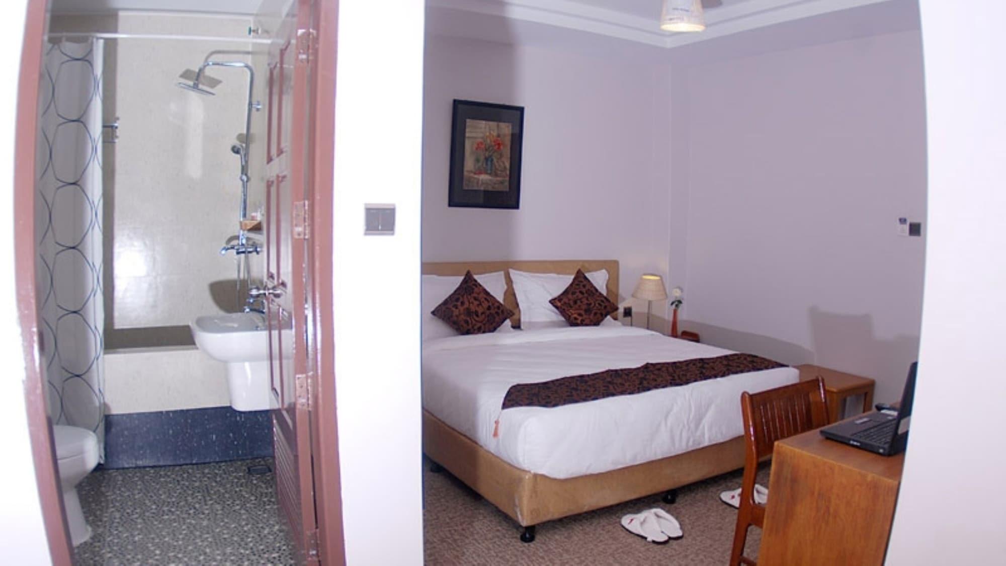 Holiday Hotel Rangoon Eksteriør billede