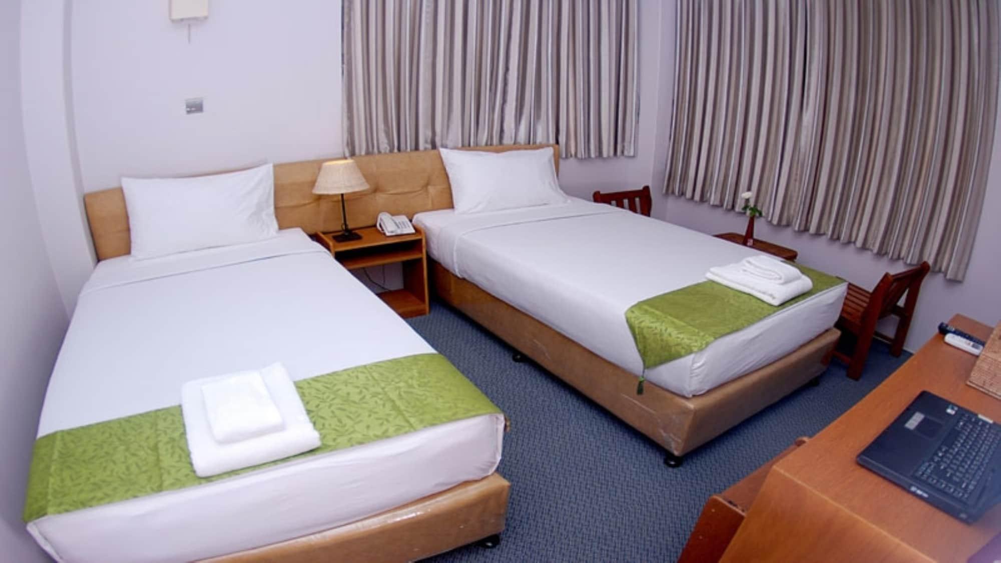 Holiday Hotel Rangoon Eksteriør billede