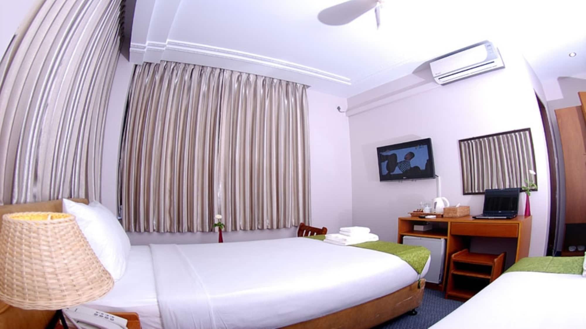 Holiday Hotel Rangoon Eksteriør billede