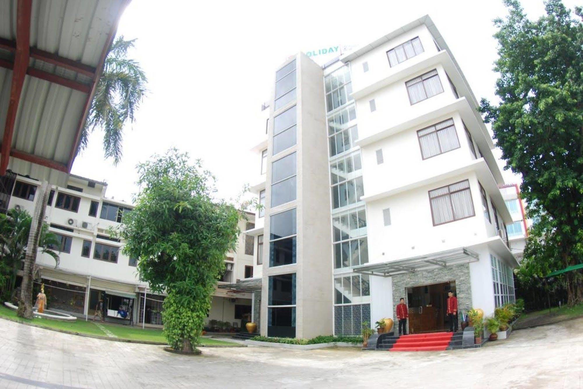 Holiday Hotel Rangoon Eksteriør billede